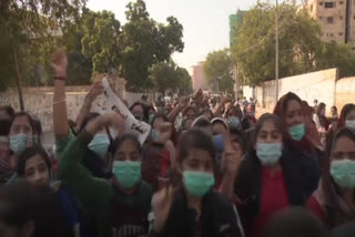 Protest against temple demolition in Karachi