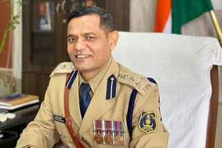 IG Ratanlal Dangi in action against criminal