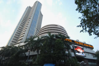 Sensex, Nifty scale new highs on New Year's Day