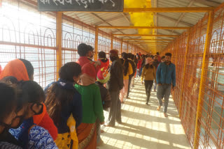 crowd of devotees in Dhari Devi on the first day of the new year