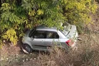 Car fell into the abyss