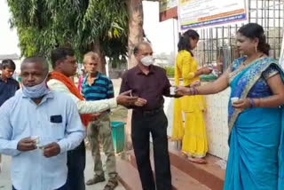 Thousands of devotees arrived to visit Maa Danteshwari temple