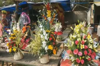 FLOWER BUSINESS DOWN DUE TO COVID IN BHUBANESWAR