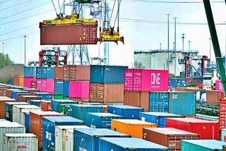 Exports fall 0.8 pc in Dec, trade deficit widens to USD 15.71 bn