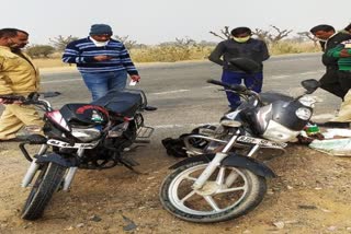 bike collided, एक बाइक सवार की मौत