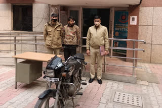 Auto lifter arrested with stolen bike in Delhi