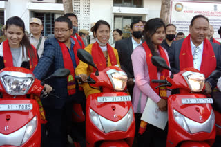 scooty-distribution-to-students-in-diphu