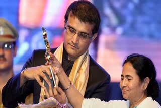 Sourav Ganguly  Mamata Banerjee  Heart attack  West Bengal  Jagdeep Dhankar  മമത ഗാംഗുലിയെ കണ്ടു വാര്‍ത്ത  ഗാംഗുലി സുഖം പ്രാപിക്കുന്നു വാര്‍ത്ത  ഗാംഗുലി ഗുരുതരാവസ്ഥയില്‍ വാര്‍ത്ത  mamta meet ganguly news  ganguly regain health news  ganguly in serious condition news