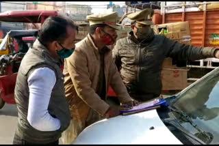 People are not writing caste words on vehicles in Ghaziabad