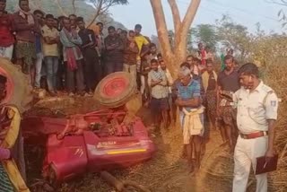 tractor accident one death in dhenkanal