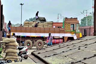 தெலங்கானாவிலிருந்து 2 ஆயிரத்து 500 டன் புழுங்கல் அரிசி வரவு