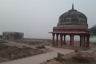 बागबत में स्थित महाभारत कालीन लाक्षागृह.