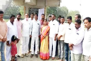 leaders-praised-savitribai-phule-services-at-yadadri-district