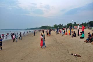 huge numbers of tourists visits to tagore beach