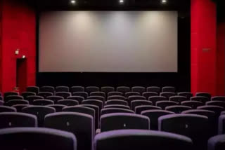 tamilnadu Government permits Theatres Multiplexes to operate will full capacity  തിയേറ്ററുകളിൽ മുഴുവൻ ആള്‍ക്കാരെയും പ്രവേശിപ്പിക്കാന്‍ അനുമതി നല്‍കി തമിഴ്‌നാട് സര്‍ക്കാര്‍  തമിഴ്‌നാട് സര്‍ക്കാര്‍ വാര്‍ത്തകള്‍  തമിഴ്‌നാട് സര്‍ക്കാര്‍  തിയേറ്ററുകളിൽ മുഴുവൻ ആള്‍ക്കാരെയും പ്രവേശിപ്പിക്കാന്‍ അനുമതി  Theatres Multiplexes to operate will full capacity