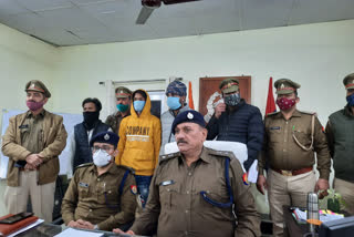 talkatora police arrested three accused