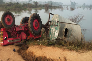 tractor water tanker overturns and driver died