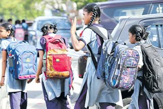 Parents expects the academic year to begin in: Local Circle Survey