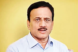 FIR against former minister girish Mahajan in pune