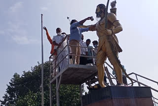 protest against minister vellampalli srinivasarao in vijayawada, simhachalam