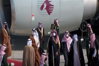 Qatar ruler in SArabia for summit to end blockade
