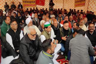 congress mp deepender hooda went to farmer protest in gurugram