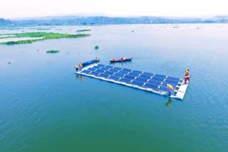 Floating solar plant