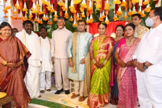 chandrababu naidu attends tirupathi tdp parliamentary candidate panabaka lakshmi's daughter marriage