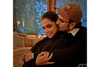 Ranveer Singh posts pic with  Deepika Padukone on her birthday