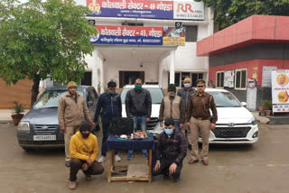 Five arrested including stolen car and equipment in noida