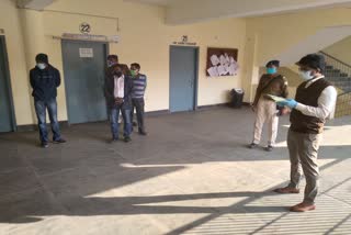 surprise visit of dc in karandih block and circle office in jamshedpur