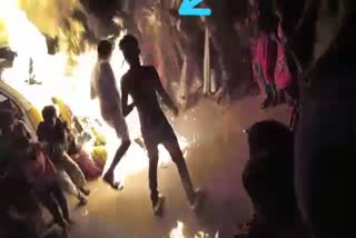 fire-while-watching-street-drama-seven-injured