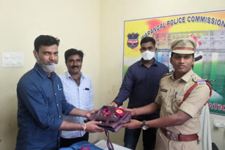 police caught jewellery bag with cctv help