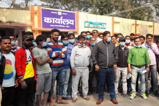 protest of sweepers end in bokaro