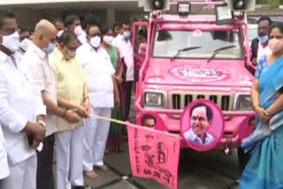 Captain Lakshmi Kantaravu launching the flag waving procession