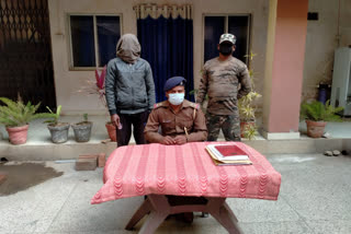 maoist active member indu hembram arrested in chaibasa