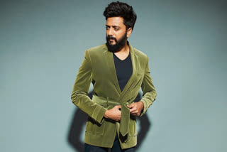 Riteish Deshmukh warns to be aware of cyber fraud