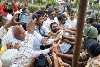 clash-between-swabhimani-and-police-during-frp-agitation-in-sangli