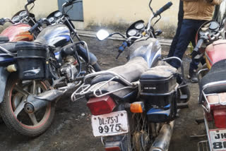 many suspects arrested with 5 stolen bikes in giridih