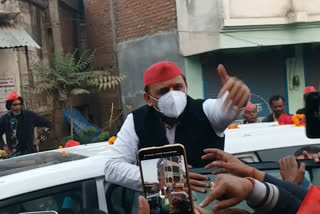 akhilesh yadav reached banda