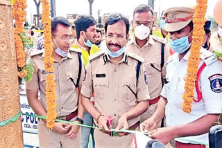 CP Sajjanar inaugurating the checkpoint