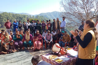 Rekha Arya visited remote villages of Someshwar Vidhan Sabha