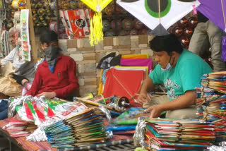 کورونا سے متاثر ہوا احمدآباد کا تاریخی پتنگ بازار