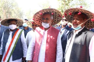 chief-minister-bhupesh-baghel-inspected-gothan-in-kerlapal-village-in-narayanpur