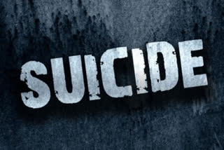 ca student commits suicide at guntur