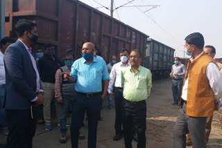Railway General Manager reached Bokaro Station
