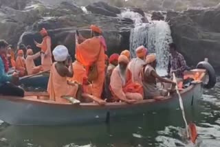 hundreds-of-saints-arrived-in-maa-chinnamastika-temple-of-ramgarh