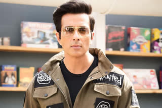 Sonu Sood moves HC against BMC notice for illegal construction