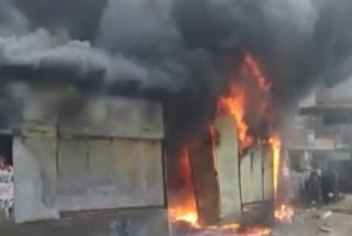 Furniture shop gutted in massive fire in Noida