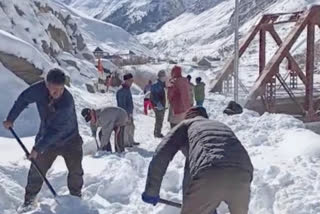 Road closed due to snowfall in Lahul Spiti